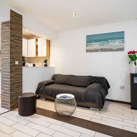 ספליט Studio Apartment La Luna מראה חיצוני תמונה